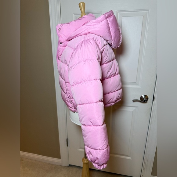 NWT Pink Puffer Cropped Jacket-Forever 21-Size Medium - Picture 4 of 11
